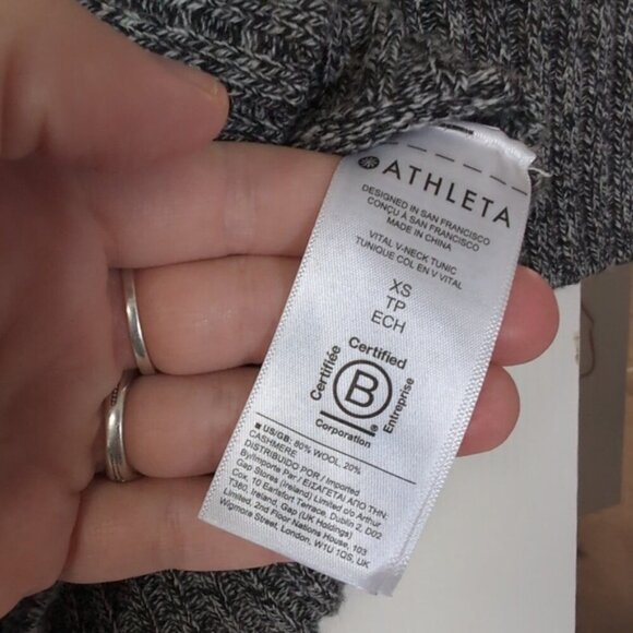 Athleta Lounge Athleisure Country Club Merino Wool Cashmere V-Neck Sweater XS - Picture 7 of 8
